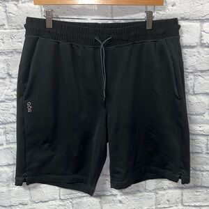 QOR Athletic Shorts Black | size  Large
